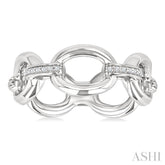 1/20 Ctw Oval Shape D-Link Round Cut Diamond Ring in Sterling Silver